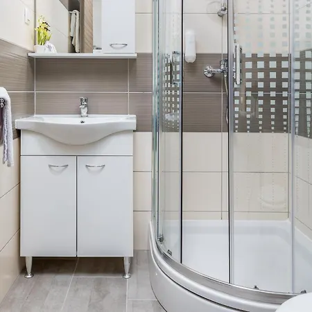 Διαμέρισμα In With Wifi Πούλα