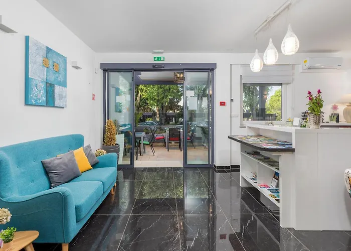 In With Wifi * 풀라